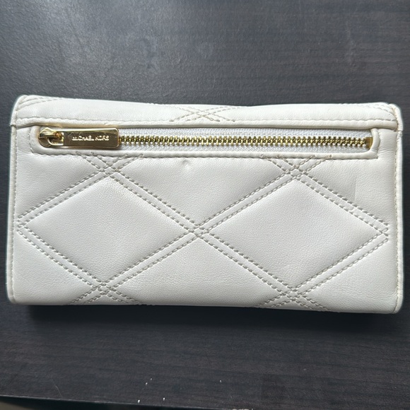 White Michael Kors Trifold Wallet - Picture 3 of 9